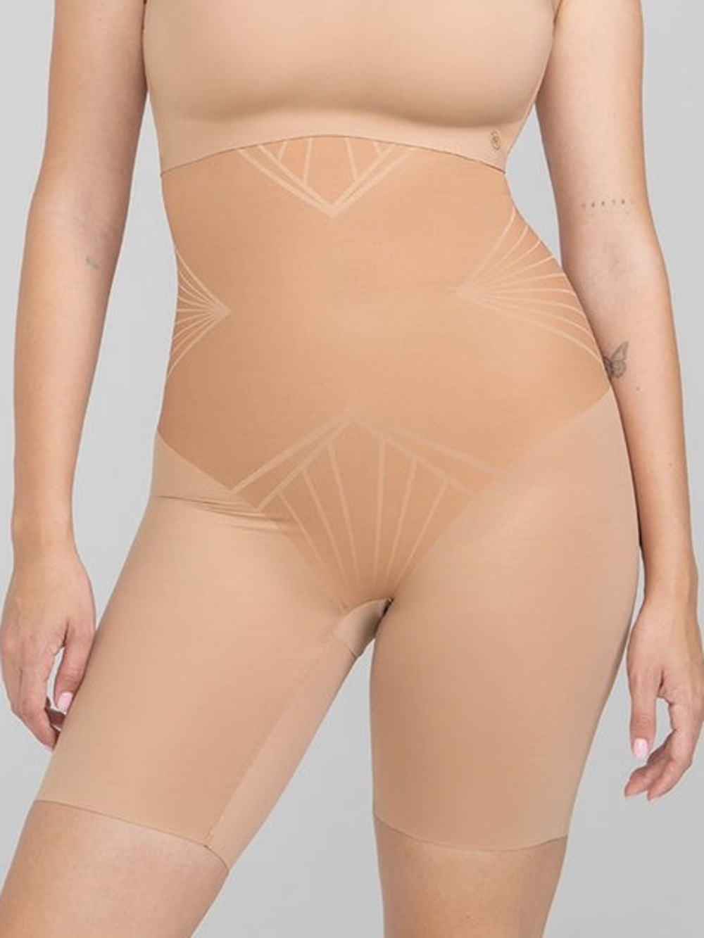 Honeylove Shadowsculpt High Waisted Shorts